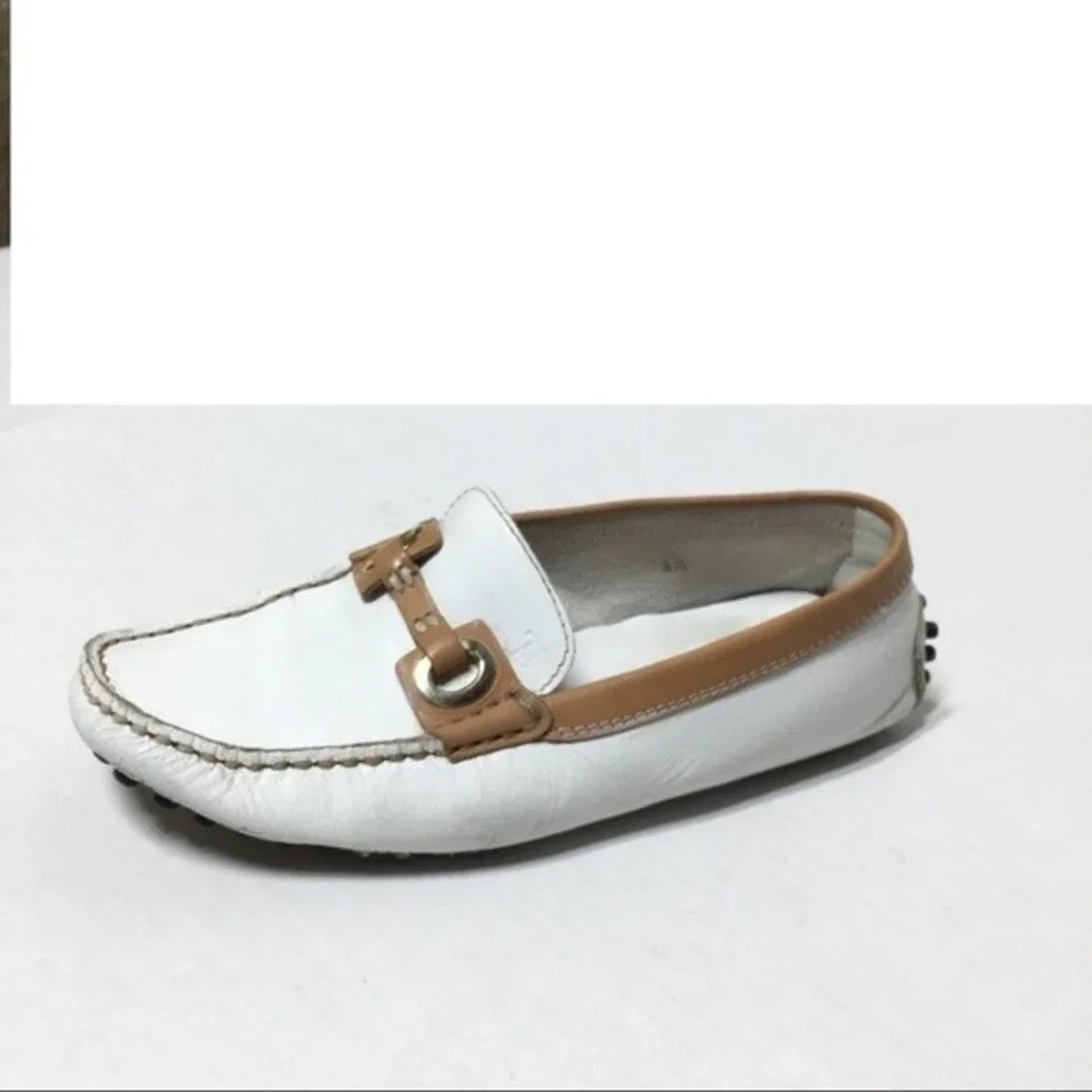 Tod’s White and Tan Leather Moccasins 4.5